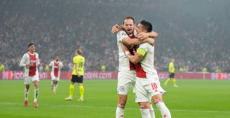 Afca_JC14's tweet image. Spelersrapport Ajax - Dortmund #AjaDor #AJABVB ➡️

Pasveer: 10 
Blind: 10
Martinez: 10
Timber: 10
Mazraoui: 10
Alvarez: 10
Gravenberch: 10
Berghuis: 10 
Antony: 10
Haller: 10
Tadic: 10
-
Daramy: 10
Neres: 10
Klaassen: 10
Rensch: 10

Ten Hag: 10

IEDEREEN EEN 10! MASTERCLASS!😍😍