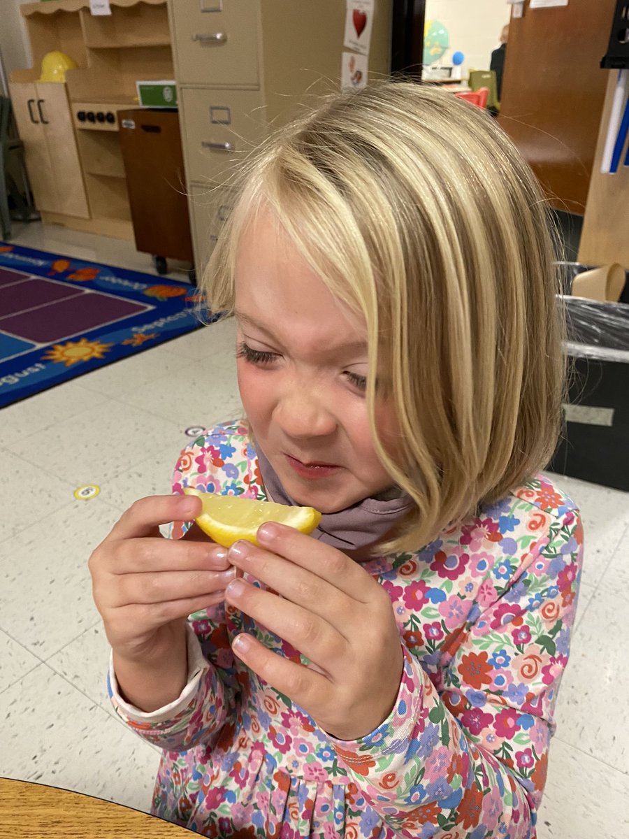 MPEFeyt's tweet photo. Learning about our 5 senses with a taste test 😋 We loved sweet and salty, but some of us were not fans of sour and bitter! #mpesem @MPE_Mustangs https://t.co/KZ68kJyova