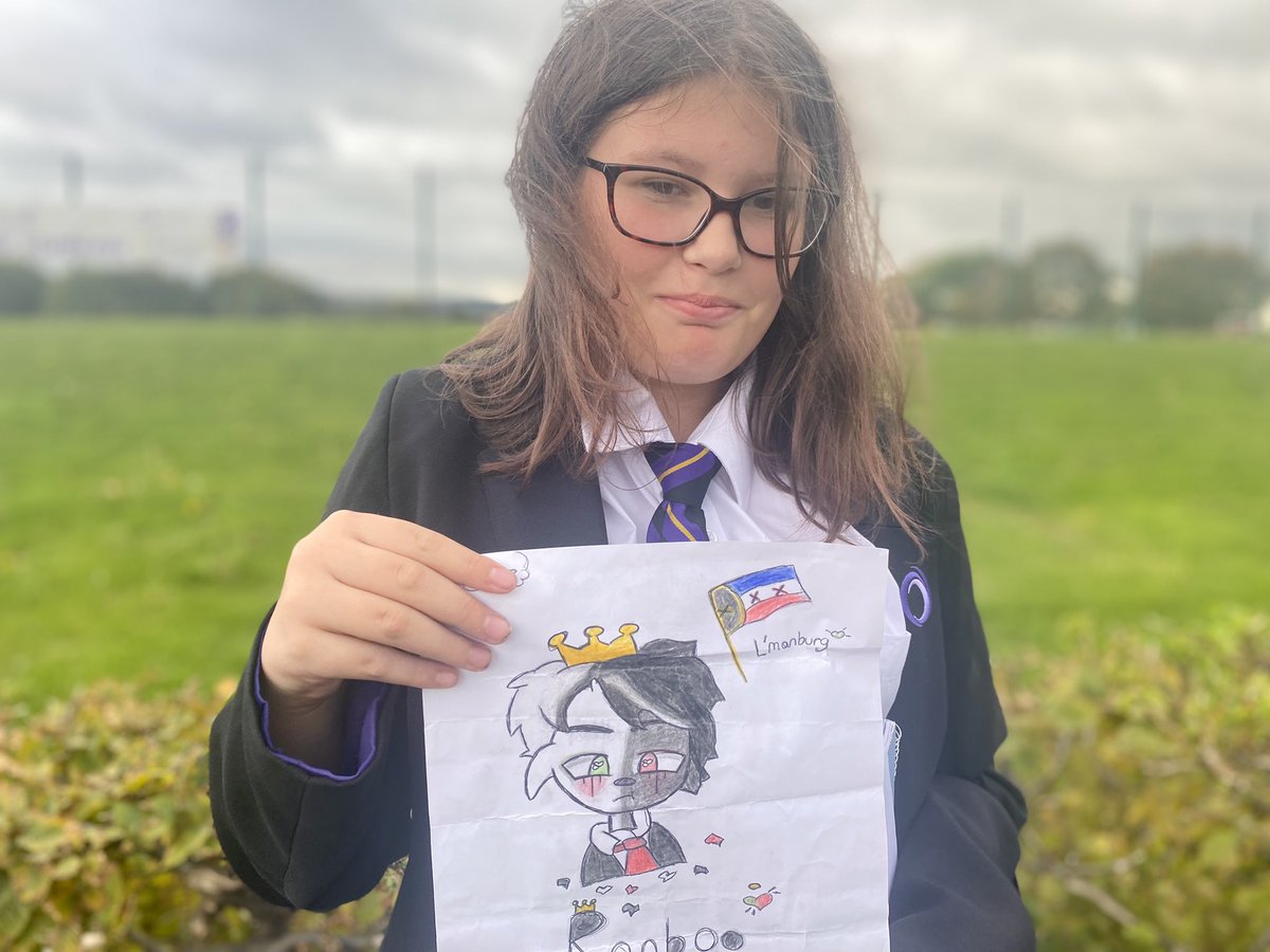 OutwoodNormanby's tweet image. Introducing Alesha Y7 and her sketching skills. Current interest is Ranboo of The Dream SMP on @Minecraft
#ArtIsEverywhere #FutureGameDesigner
#CreativityMatters