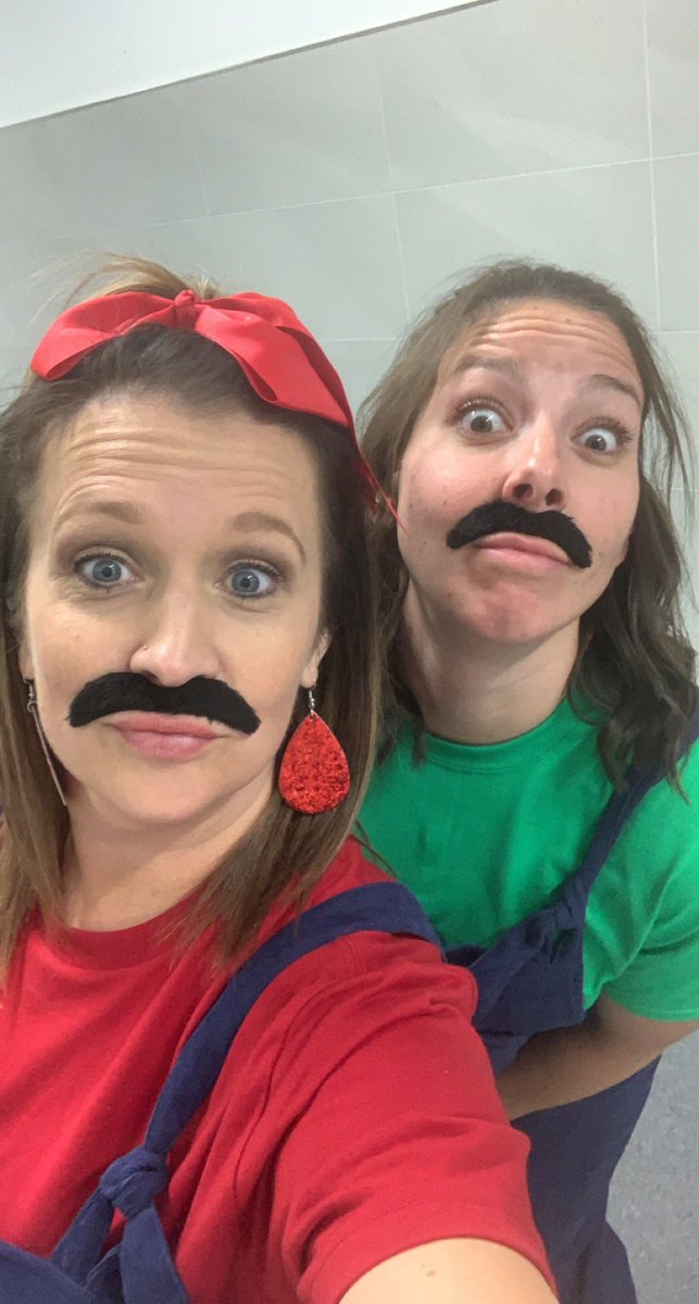 Daum_MathPISD's tweet photo. Dynamic Duo Day ❤️💚 @ekpatrick_math @ProsperHaysMS #SuperMarioSisters https://t.co/5ep0XNmb4W