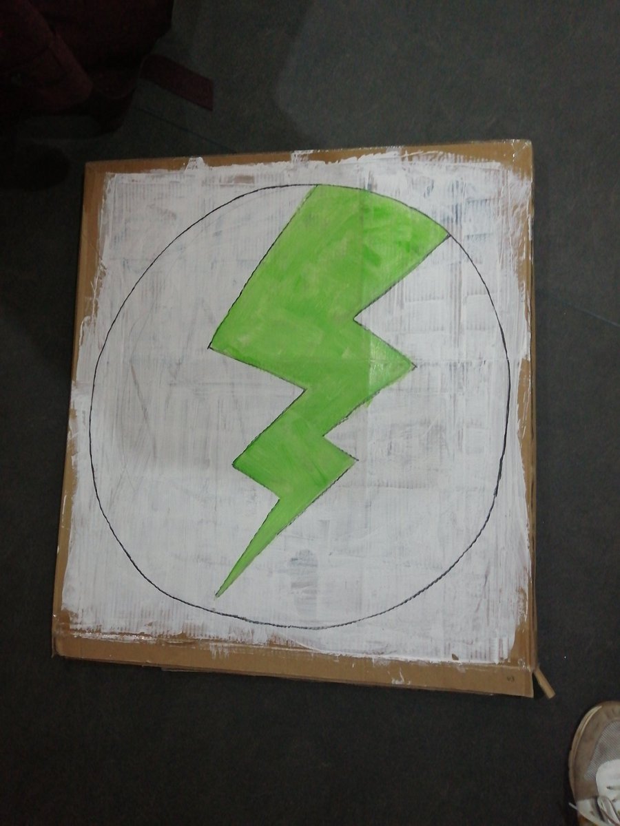 Ys4cYork's tweet photo. @XR_York @SparkYorkCIC @UniOfYork Thank you for letting us crash your session! Our placard for the strike on Friday is coming along nicely! https://t.co/XteNNGpsbw