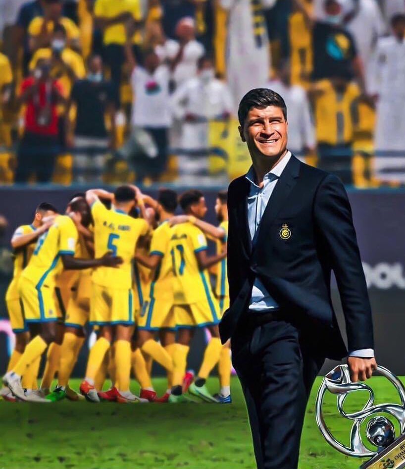 MnbrAlhilal's tweet photo. طيب تشتري تصميم استخدام حشمة؟😂 https://t.co/N3TlrydbOL