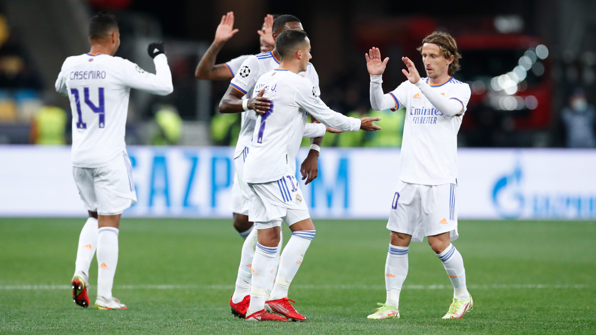 realmadrid's tweet photo. 🤩 ¡ENORMES! 🤩
#UCL https://t.co/6920EWzZZl