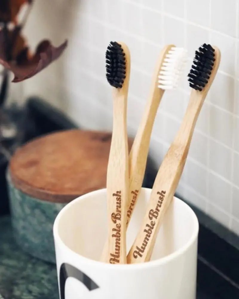 khamirjoshi's tweet photo. GO #Eco-Friendly β Start a trend; #helpenvironment and feel #responsible about your choice with Bamboo Charcoal #Toothbrush ! Itβs the #ecological way to not only keep your mouth fresh for just as long as a normal toothbrush, but #helpenvironment at the same time https://t.co/hucUS9fX0W
