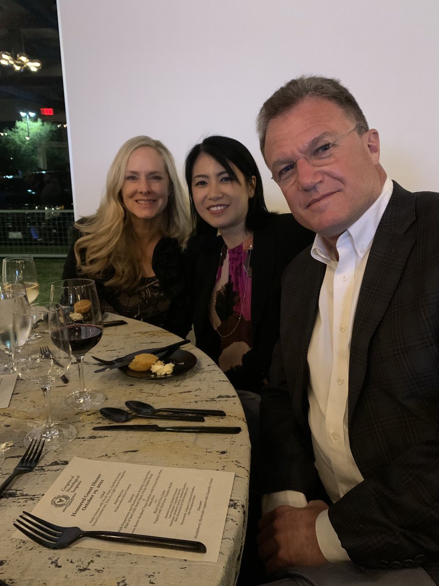greg_murad's tweet photo. ⁦@UFNeurosurgery⁩ enjoying the honored guest dinner CNS 2021 https://t.co/AfZHrWCH4b