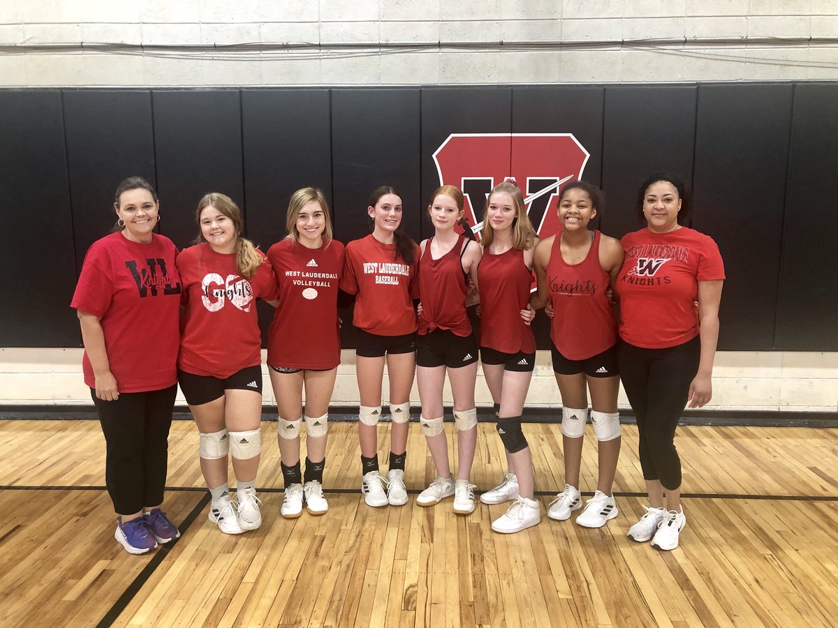 WLVolley's tweet photo. We had a blast at our junior high end of the season celebration! Siblings and parents joined in to play, and congrats to the black team for being the champs! https://t.co/6y3EMh6M4X