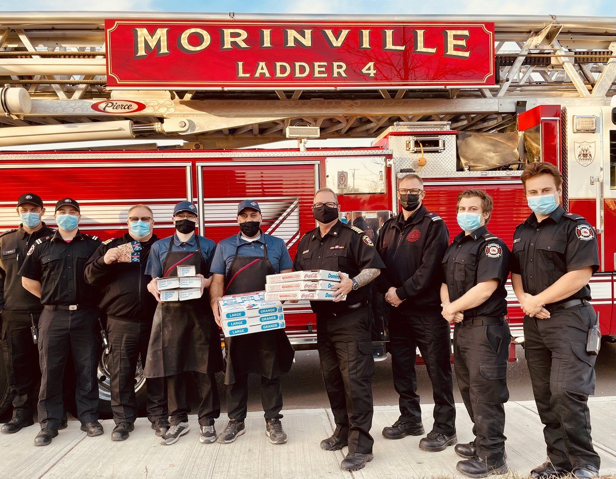 FireChiefBoddez's tweet photo. Another fantastic night for our Fire Prevention Month! We had such a great time partnering with our local Dominoes for the smoke detector checks tonight! Thanks to Nick and the crew from Dominoes for their continued support! @TownMorinville @dominos @FirePrevention https://t.co/XPwcOGsDB3