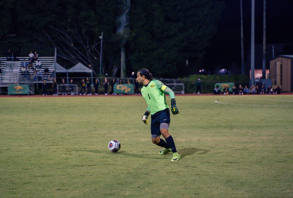 jordanaldamaa's tweet photo. That 18th year⚽️ Be the Senior year🐎 https://t.co/HsD4k25LZi