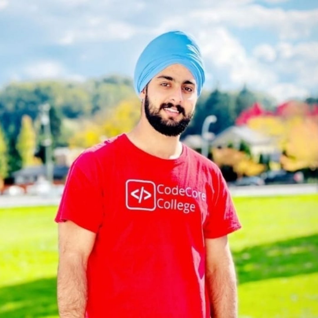 CodeCoreCollege's tweet image. Checkout our great alumni, Jasmeet Otaal, wearing a CodeCore T-shirt.
.
.
.
.
.
.
#codecore #alumni #cute #internationalstudent #india #punjab #vancouver #amazingday #fun #life #college #vancity #progress