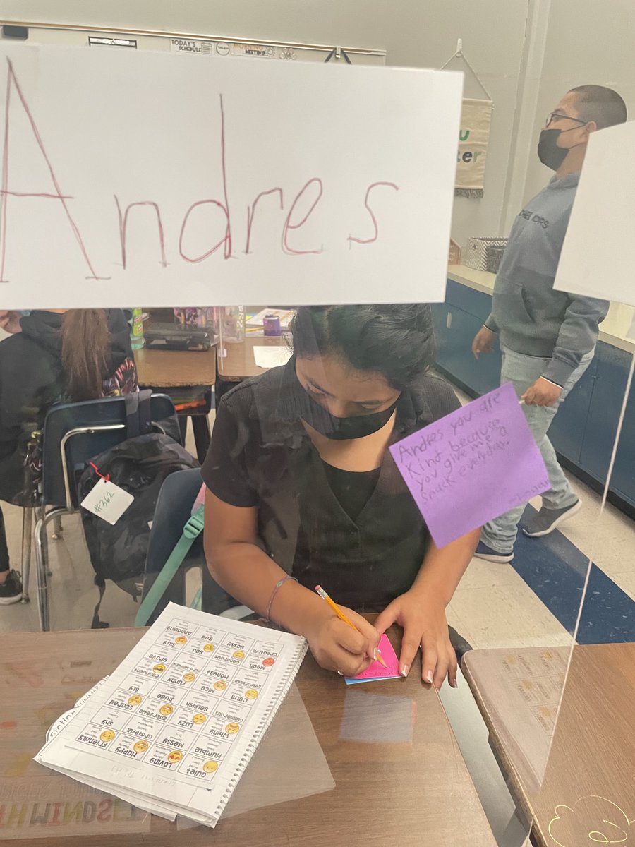 TurrubiatesSJH's tweet photo. Today we took our character traits lesson &amp; turned it into a class building experience! Students walked around the room while music played then wrote a trait in the form of a compliment whenever the music stopped. The results were beautiful &amp; students loved seeing them up all day https://t.co/AkkM5aGb7V