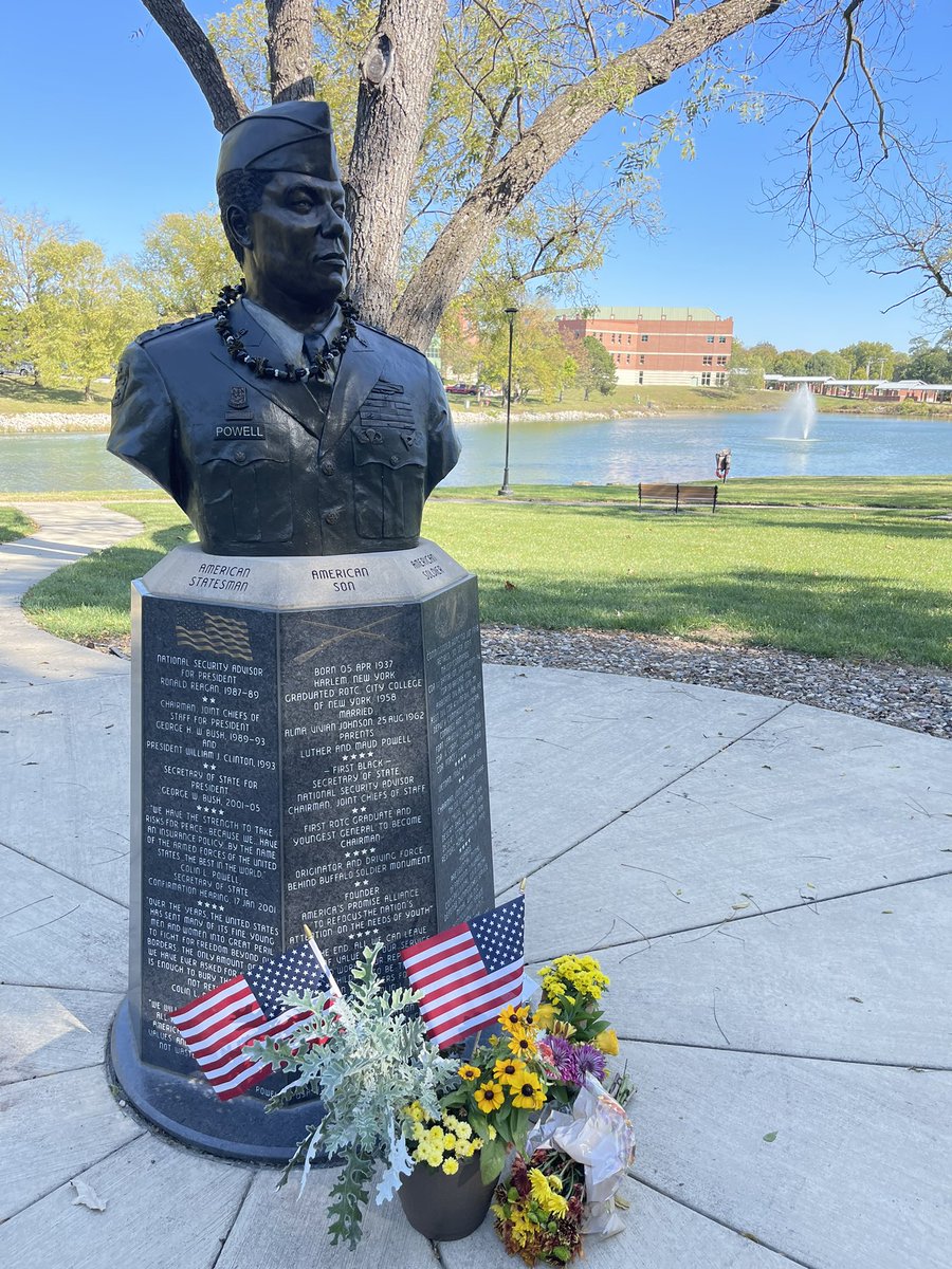 RockySbn's tweet photo. #ColinPowell is a pivotal figure for me. He is the first #RoleModel I can remember having outside of my organic family as a kid; and his significance as a #LeaderOfCharacter has continued into my adulthood. Today I paid my respects to his bust on #FortLeavenworth 1/9 https://t.co/BzTrOOV2M5