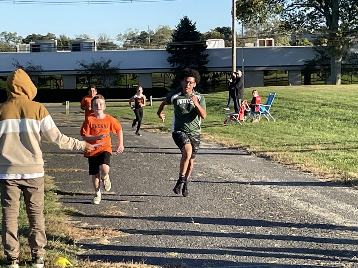 tmillerpe's tweet photo. What a beautiful day for a cross country meet. Great job LB!!! What a way to finish strong!!! @LBMSwrestling @ladywavesoccer @WAVEPRIDE @KVillano73 @DeAngelisLou @alternative_lb @LBSuptRodriguez @tlisanti1104 https://t.co/qisFnBvL7o