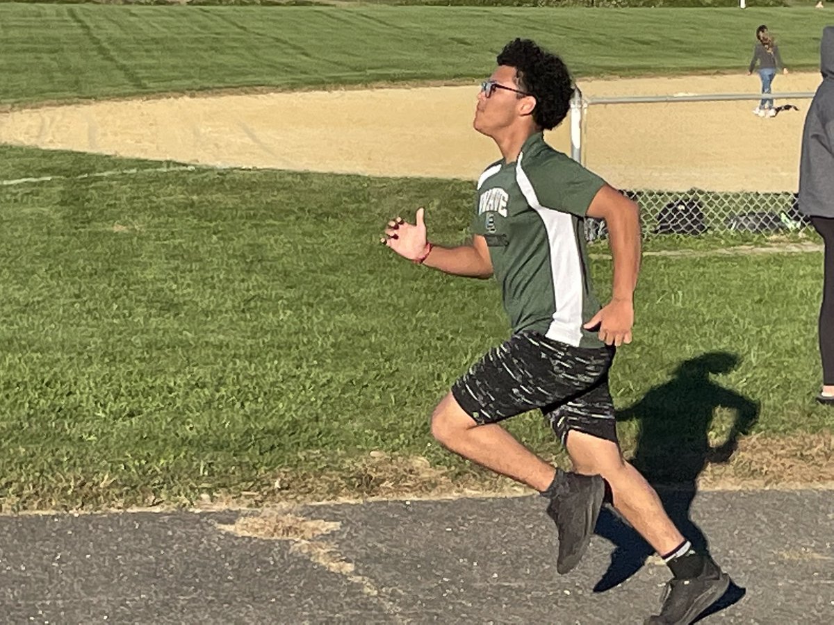 tmillerpe's tweet photo. What a beautiful day for a cross country meet. Great job LB!!! What a way to finish strong!!! @LBMSwrestling @ladywavesoccer @WAVEPRIDE @KVillano73 @DeAngelisLou @alternative_lb @LBSuptRodriguez @tlisanti1104 https://t.co/qisFnBvL7o
