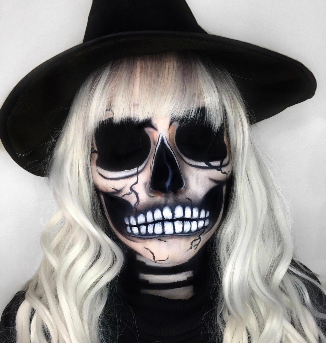 DoucceOfficial's tweet photo. Extra spooky just like we wanted 💀@joydimakeup is using our Fierce &amp; Fine Graphic Pen is this look⁠
.⁠
.⁠
.⁠
.⁠
#doucce #daretodoucce #halloweenmakeup #spookyszn https://t.co/LJbEHgojxe