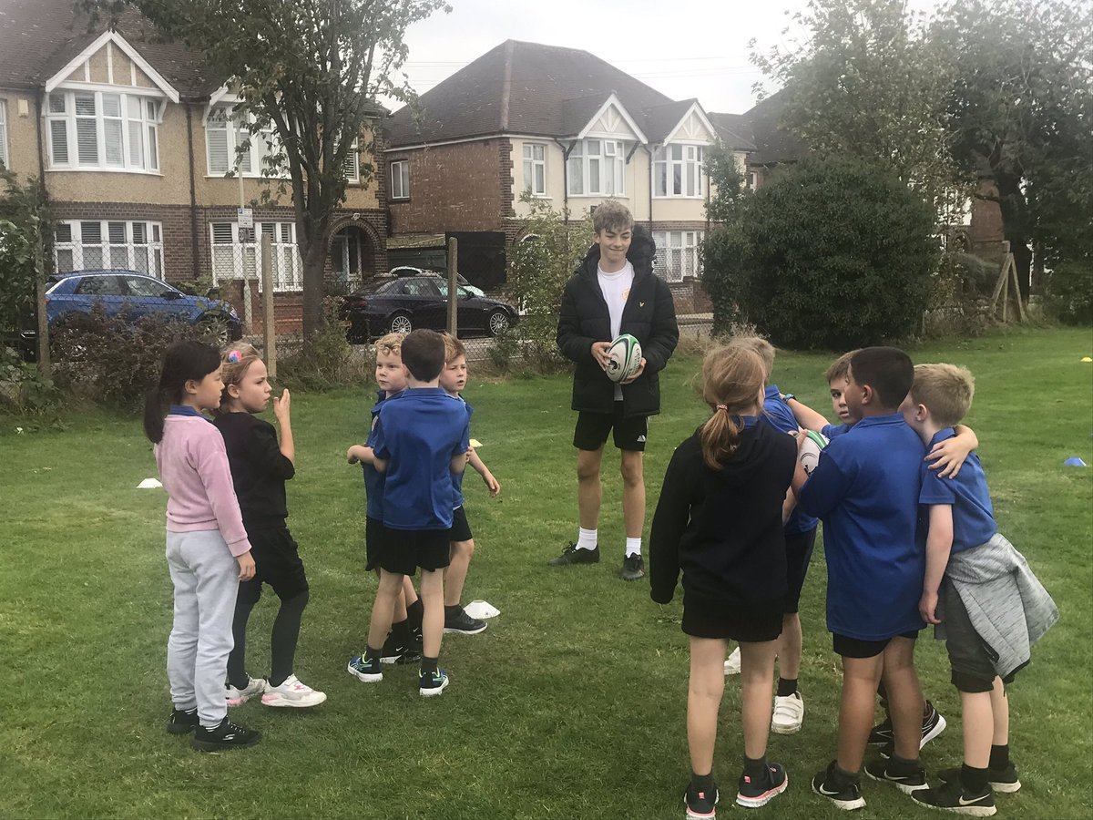 BedfordSSPs's tweet photo. Thank you to the @STM_Sport Leaders for running OAA, rugby &amp; goalball activities at our Yr 3/4 festival today. You did a great job encouraging the younger pupils &amp; developing their skills. Well done 👍 @LPSBedford @PrioryPrimarySc @GgaSports @CN_PE @BrickhillSport @HazeldenePe https://t.co/tDpDYz28Jc