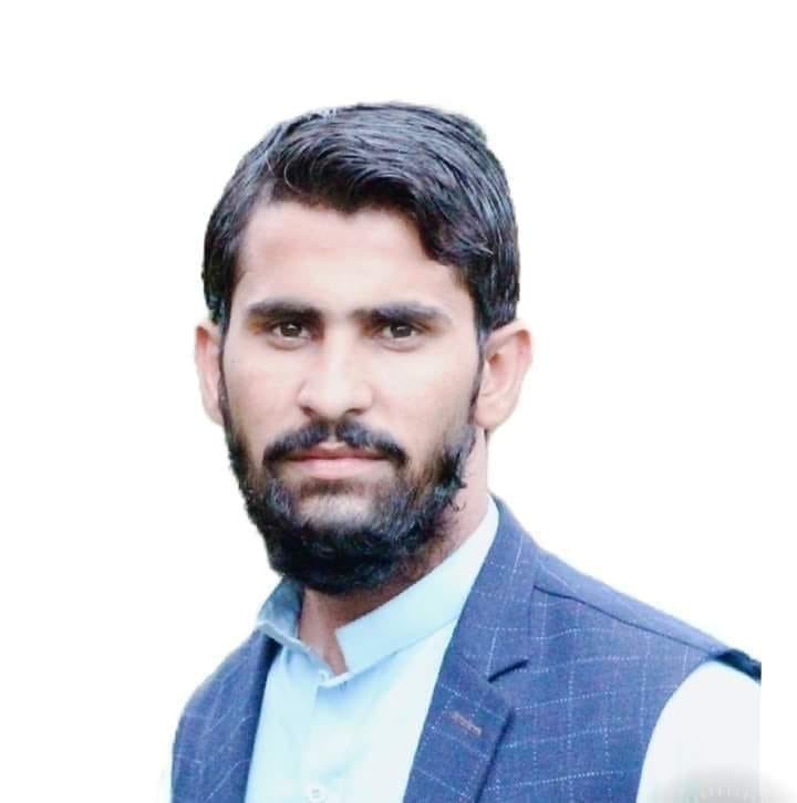 HabibKhanT's tweet photo. Helaman Zhwandai, a renown Pashto poet was arrested from his home and then executed by the Taliban, in Khost province, last night. A nation-wide wave of assassinating Afghan intellectuals is ongoing but overlooked by the mainstream western media. @MajeedQarar
#FreeAfghanistan https://t.co/KxJeefjPxl