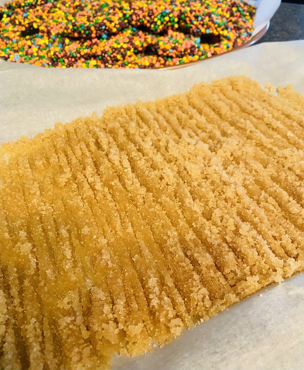 theFOWLISHHOUND's tweet photo. Some #InfusionFun!!! @DLewsionalEATs infused raw #Monkfruit #sweetener #medicinal #FullSpectrum goodness! #SugarSub #Healing #CannabisCommunity #Mmemberville #CannaMonkfruit #420friendly #smallbusiness #CannabisIndustry #Foodie #Vegan #glutenfree #NonGMO #ketofriendly https://t.co/bptDJqZpzr
