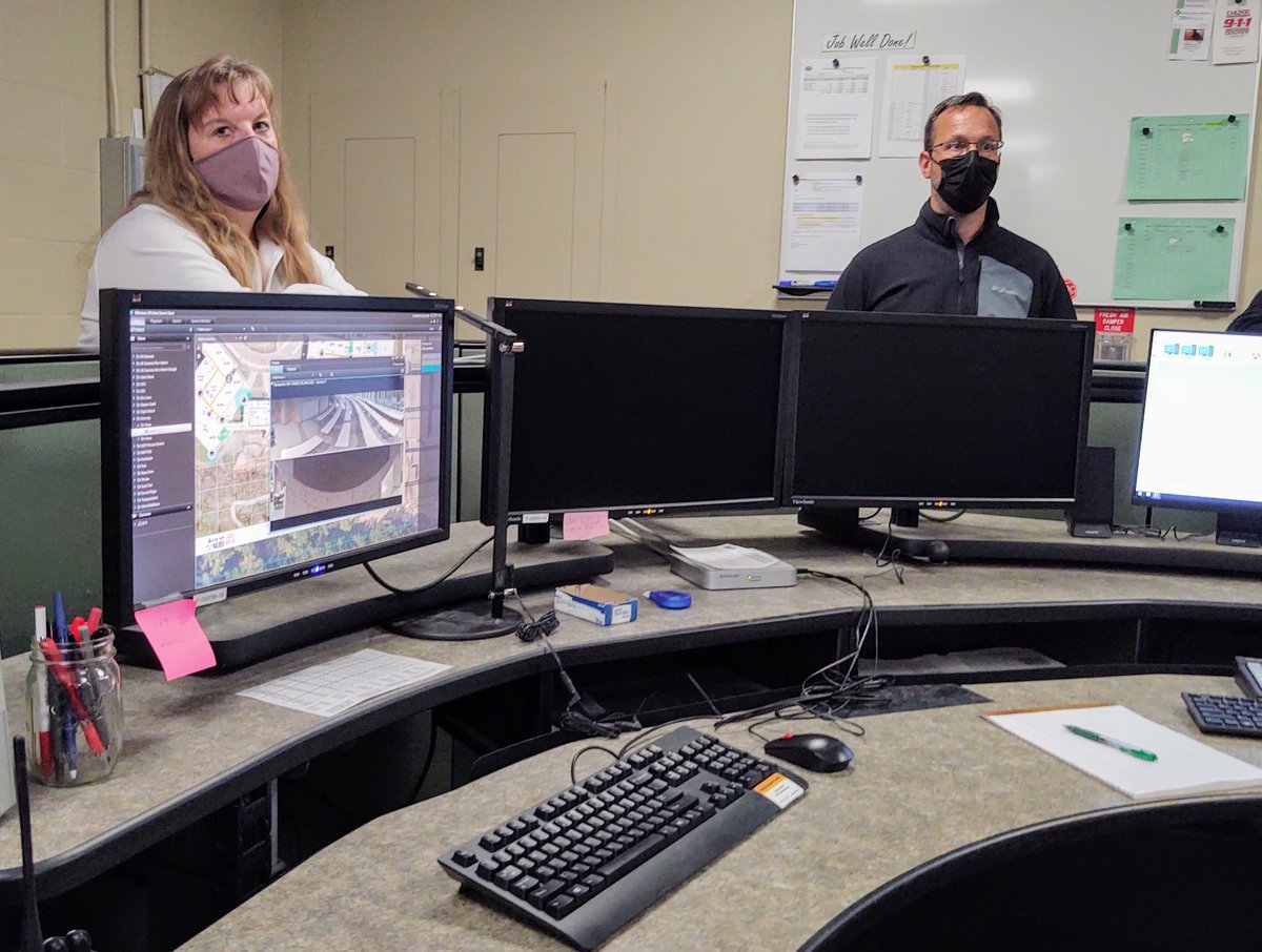 Monday night I got to discuss #SchoolSafety with the @MCPASD #BoardOfEducation: .  Huge thank you to Chief Hellenbrand and Wendy McKnight for a tour of the <a href="/MiddletonPD/">Middleton Police</a> Dispatch Center. #WeBelieve <a href="/Teamcrgplans/">Critical Response Group</a>  <a href="/milestonesys/">Milestone Systems</a>