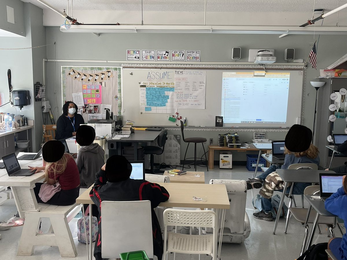 Thank you <a href="/ReginaSchaffer/">Regina Schaffer Carr</a> for always keeping our 6th graders organized in study skills! #180wayslionslead <a href="/thorne_ms/">Thorne Middle School</a>