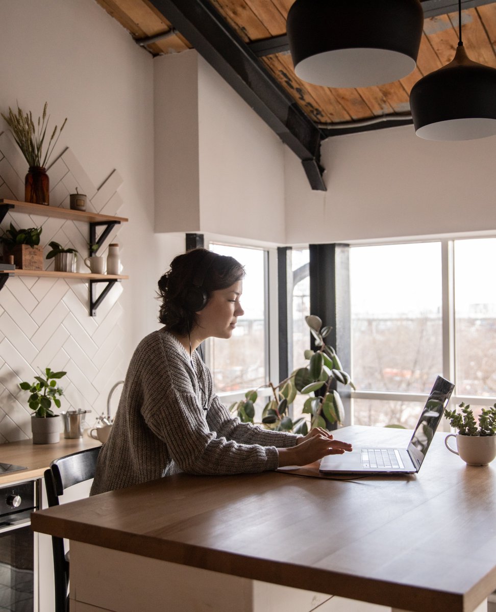 LiveShelf's tweet image. Selling on LiveShelf gives an added sense of authenticity to engaging your online customer base through live shopping streams. 🎬🤩 #LiveShelf #SellBetterLive

#seller #startup #liveshopping #retailtech #ecommerce #livestream #shop