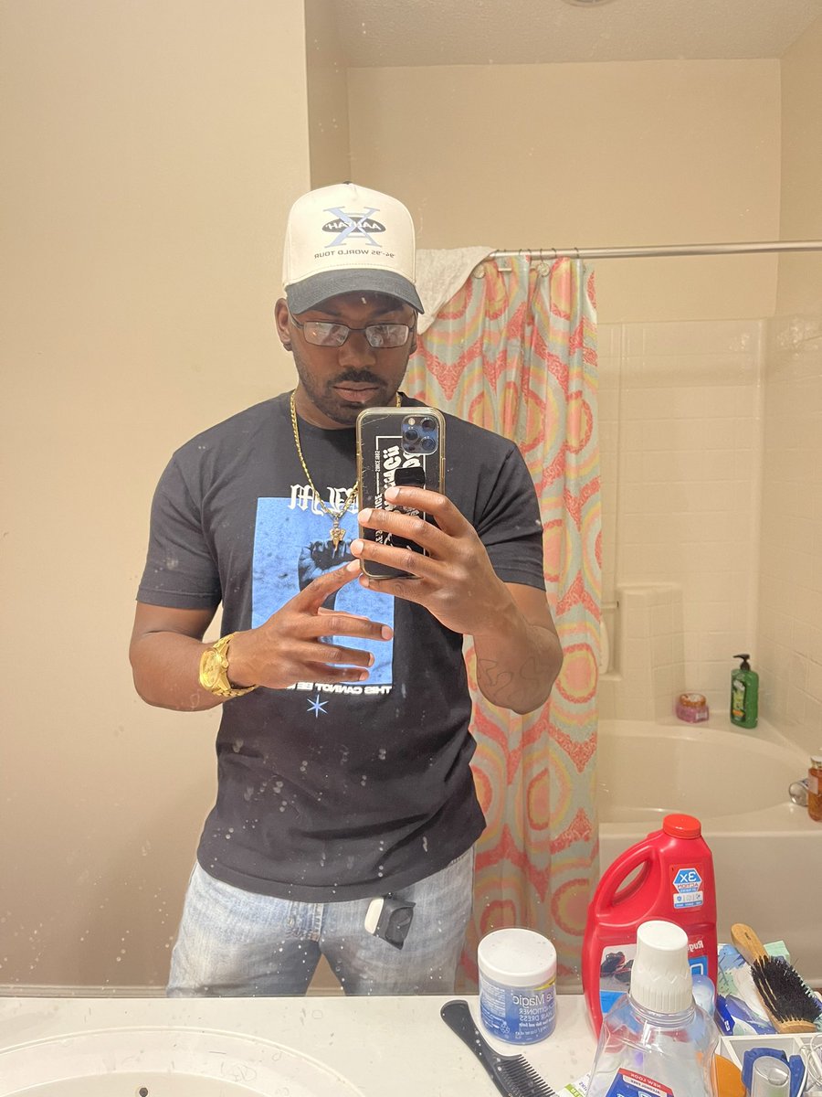 tommy_scrapegod's tweet photo. Your local #chronicmasterbator no I will not seek help 💯 #ibustedrightbeforethis #andafter https://t.co/22VSTeBKxp