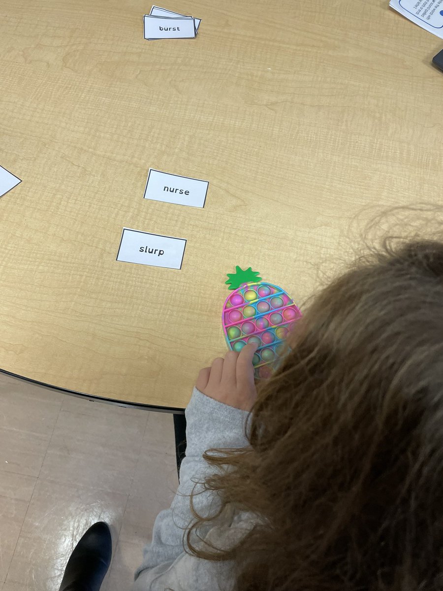 Maryann Holmes (@maryannmholmes) on Twitter photo Using Pop Its for counting syllables! So fun 📚❤️<a href="/VonaKristin/">Kristin Vona</a> <a href="/mrsshappirio/">Michelle Shappirio</a> <a href="/DPalaia/">Denise Palaia</a> #waysiderocks Using Pop Its for counting syllables! So fun 📚❤️<a href="/VonaKristin/">Kristin Vona</a> <a href="/mrsshappirio/">Michelle Shappirio</a> <a href="/DPalaia/">Denise Palaia</a> #waysiderocks