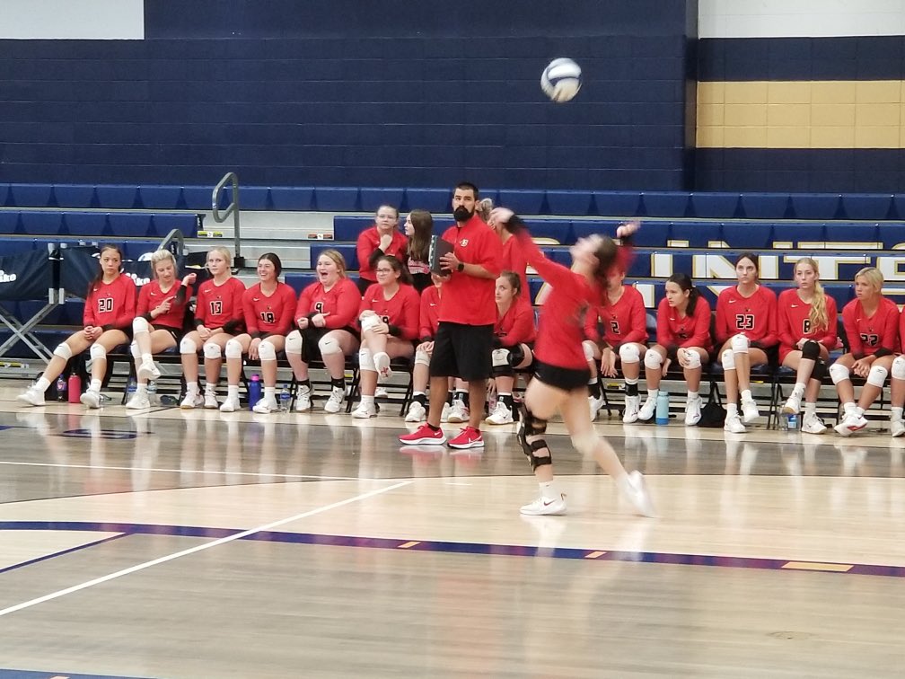 VBALLFarmington's tweet photo. The Lady Cardinals beat Prairie Grove in 3 to punch their ticket to state!!!Way to go ladies! #cardstudnetsareworthit  #ESED #CardinalNation https://t.co/acllLvqLaJ