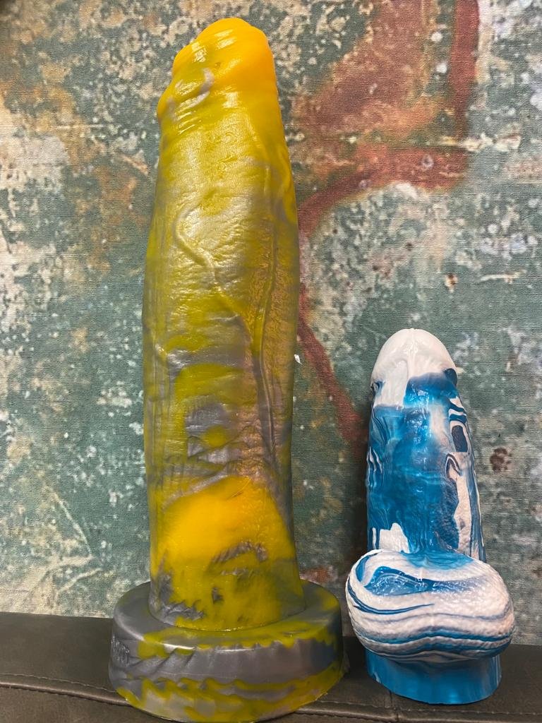 cockmaker's tweet photo. Some more marbles of last week had a blast making them @hankeystoys https://t.co/1u8AZsOiqb