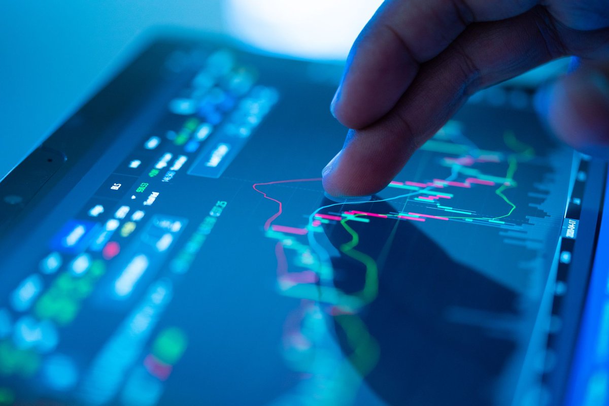 tommgarrison's tweet photo. $7.8B was invested in #cybserecurity in 2020 - this is an all-time high. Are we starting to see a shift in companies investing more and prioritizing their #security? #securitynews  #feedly https://t.co/aWX391oPNO https://t.co/9TAHTBf8Ld