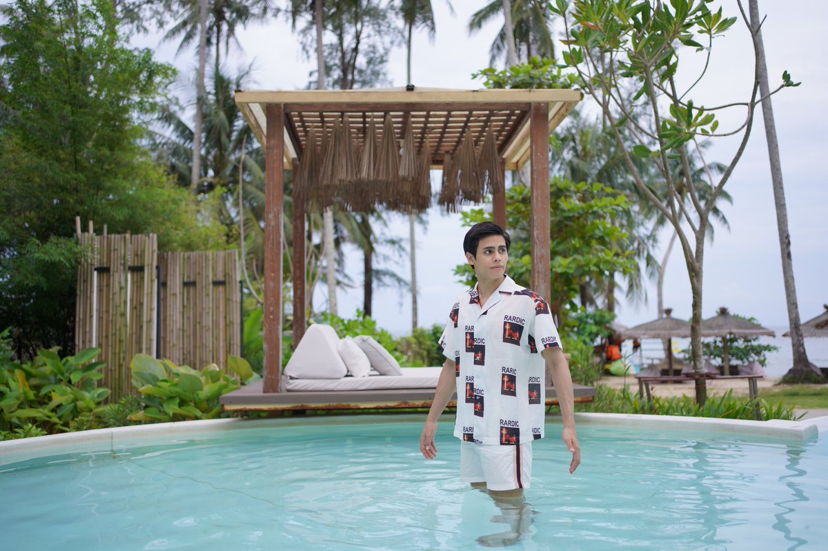ChahubMarut's tweet photo. คนโสดทำแบบนร้ไม่ได้นะ 🤍🧸🤍 #REFRECH #WHITE 

#KohKood #hideoutkohkood #kohkoodisland #kohkoodthailand #salaryhumantravel #mjourney #chahubmarut #happytime #beachvibes #cvhomme https://t.co/cbr2B5Wpsi