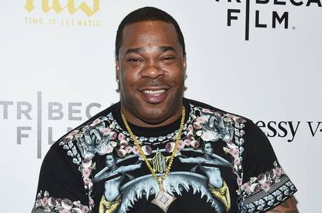 RapMais's tweet image. Busta Rhymes diz que 5 rappers recusaram enfrentá-lo em Batalha de Hits - portalrapmais.com/busta-rhymes-d…