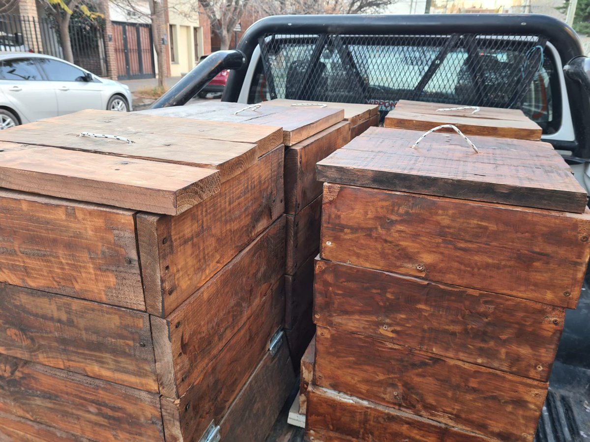 maritavillone's tweet image. PROMOVEMOS 🆁🆁🆁 ♻️

Feliz de continuar llegando a más localidades del interior con la donación de #Composteras, como forma de reciclaje que permite reutilizar y a su vez reducir los desechos orgánicos que generamos en nuestros hogares!