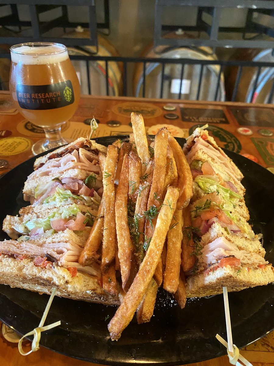 No your eyes don't deceive you, our new special is just that damn stunning. 

The Double Layered Club Sandwich starts w/ multigrain bread &amp; gets stacks on stacks of turkey, bacon, LTOP, pepper mayo, house oil &amp; vinegar, &amp; roasted red peps. $14 with fries. Available until 10/25 🤤