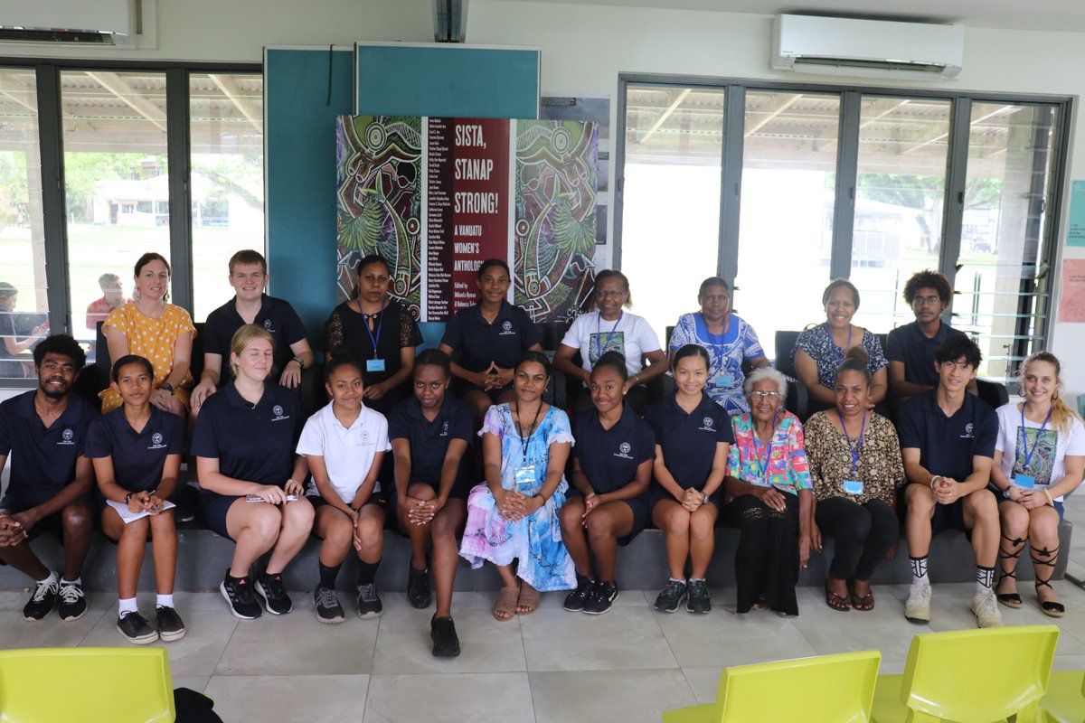 BecVanuatu's tweet photo. Still descending from the high generated by the depth and breadth of the literary festival organised by the Port Vila International School with a focus on Sista, Stanap Strong! Surreal seeing Year 11s, studying the anthology, armed w/ their copies. @VUPBooks @FergusVUP https://t.co/IKfM3H9PBm
