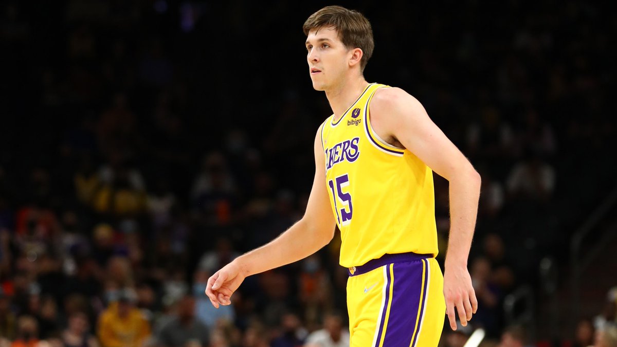 Lakes guard Austin Reaves considering shaving his head bald in hopes team will give him Alex Caruso’s minutes, sources tell ESPN.
