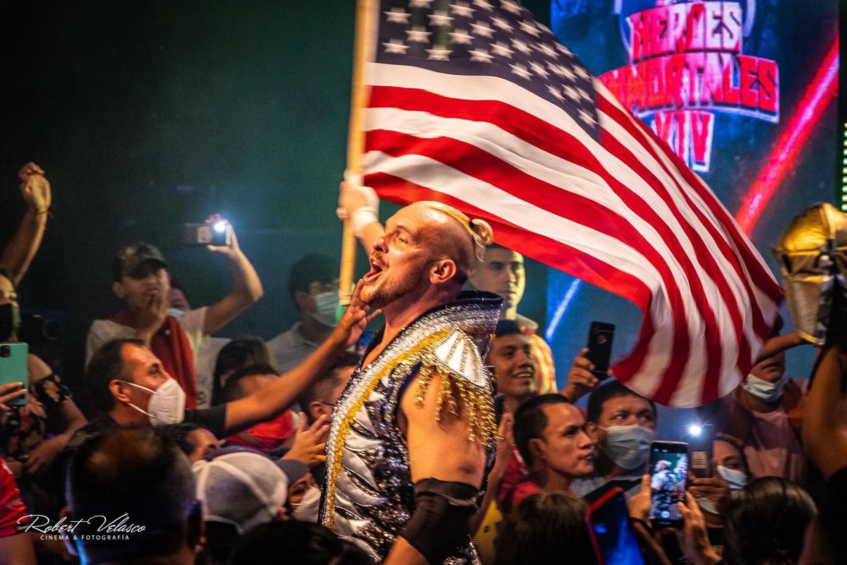 RealSamAdonis's tweet photo. When I walked through the door It was clear to me.

I’m the one they adore, who they came to see!!! 

#ElRudoDeLasChicas
#LaEmpresa
@luchalibreaaa https://t.co/rrvkWv5g3c