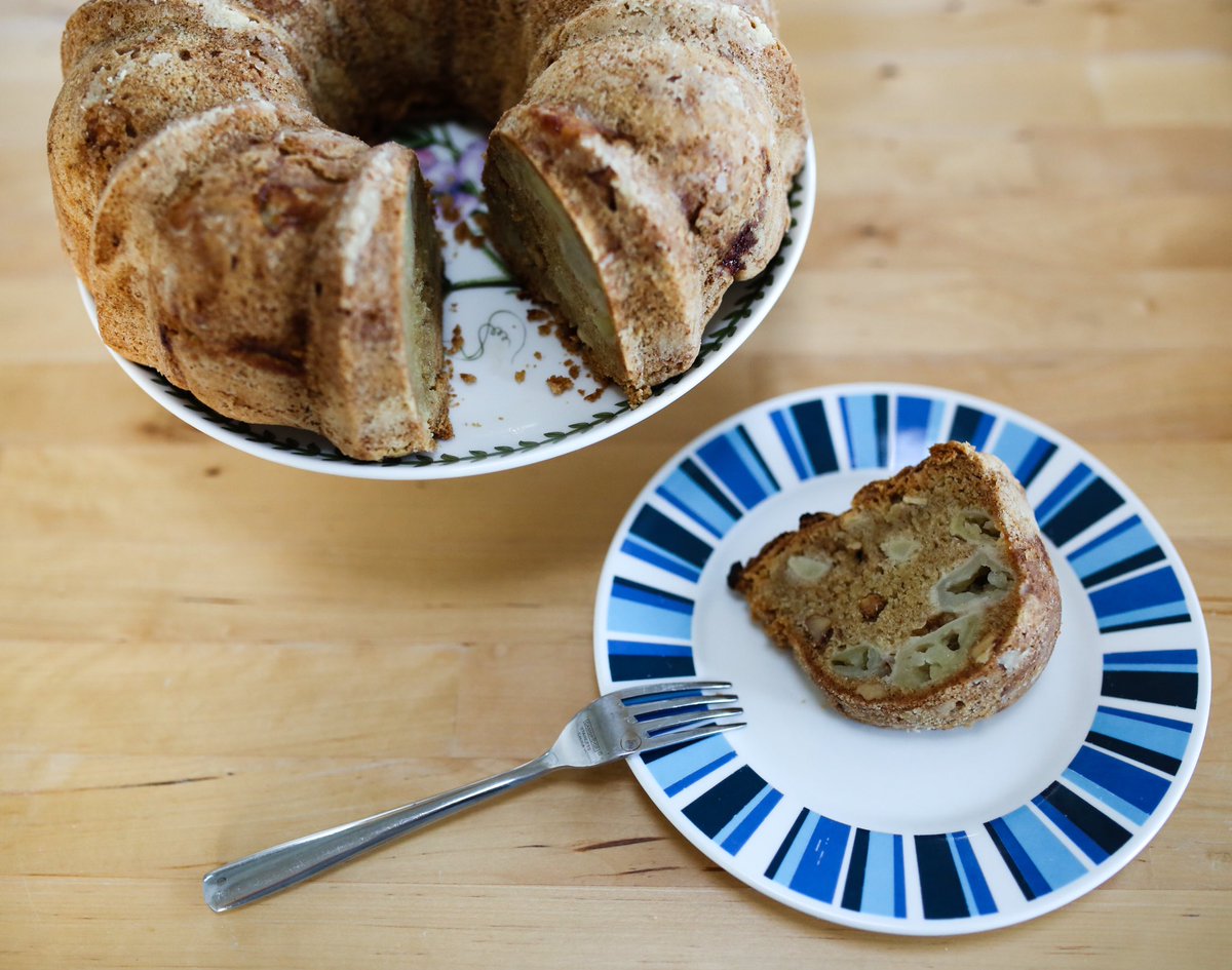 ourharvest's tweet photo. Looking for something to use all those fresh-picked apples from the orchard? This apple cake will be a new fall family fave. https://t.co/jMwu6dWUoV