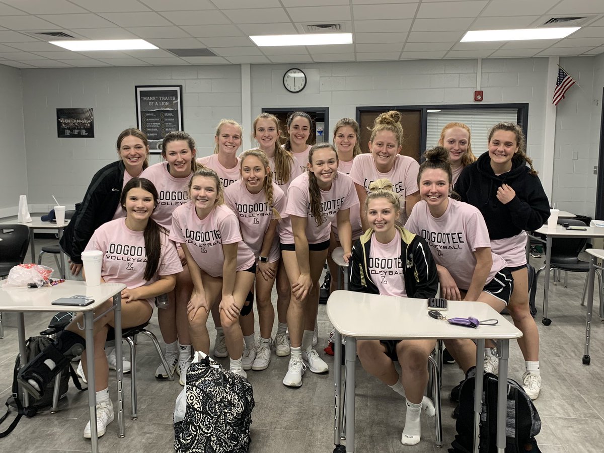 LoogooteeVball's tweet image. Thank you to The McAtee family for our Dairy Master tonight after practice!! #RegionalWeek #LHSVB #TBH