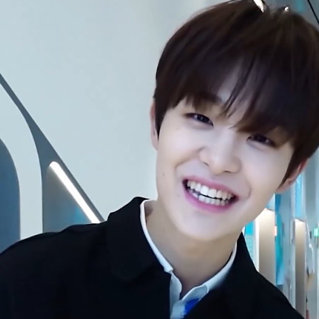 JIHOON 지훈 ジフン
#JIHOON #지훈 #ジフン  #트레저
<a href="/treasuremembers/">TREASURE</a>