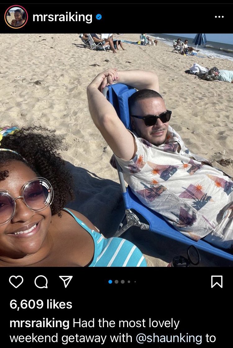 VayaConDiosGL's tweet photo. 19 OCT Spoiler Alert: they never moved

Thought were in imminent danger and had to move quickly. That’s what they told their donors.

They did buy a new RV in AUG tho, so congrats to them! And vacationed in the Hamptons.

Wonder when they’ll begin issuing refunds? 🤔

#shaunking https://t.co/NpMuHJCtdt