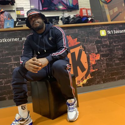 Vincenzopsy4's tweet photo. #NouvellePhotoDeProfil #nbatime https://t.co/QcXoMO488Q
