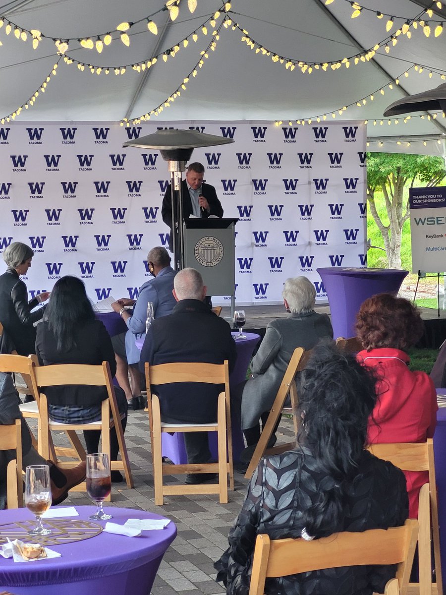 Milgard Hall celebration on the Prarie Line Trail!! More Engineering labs and classrooms in the future as well as an innovation center.<a href="/uwtset/">UW Tacoma School of Engineering & Technology</a>