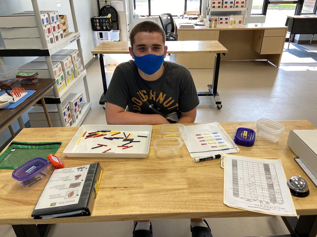 TrueNorth804's tweet photo. Welcome to the PAES Lab! It stands for Practical Assessment Exploration System. We have students come into the lab individually or small groups (2-3 students) to work on jobs.

What a great opportunity! 

Just another way #TrueNorth804 is committed to every learner, every day! https://t.co/IvY99x92Nd