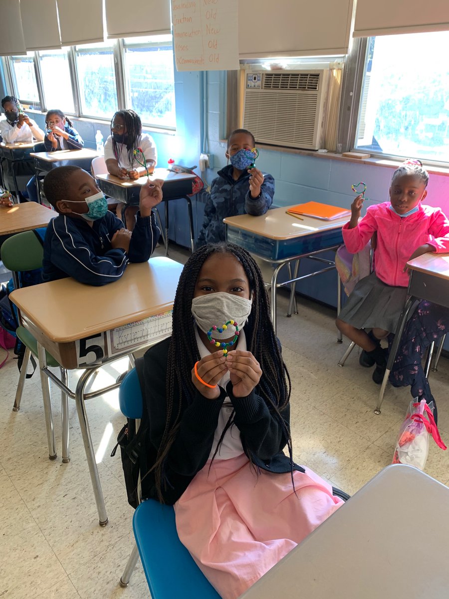 Grade4sfabx's tweet photo. Grade 4 is celebrating The Month of the Rosary by making a Rosary Bracelet to use as we pray a decade of the Rosary everyday during the month of October.@Grade4sfabx https://t.co/hpfVfMu9ft