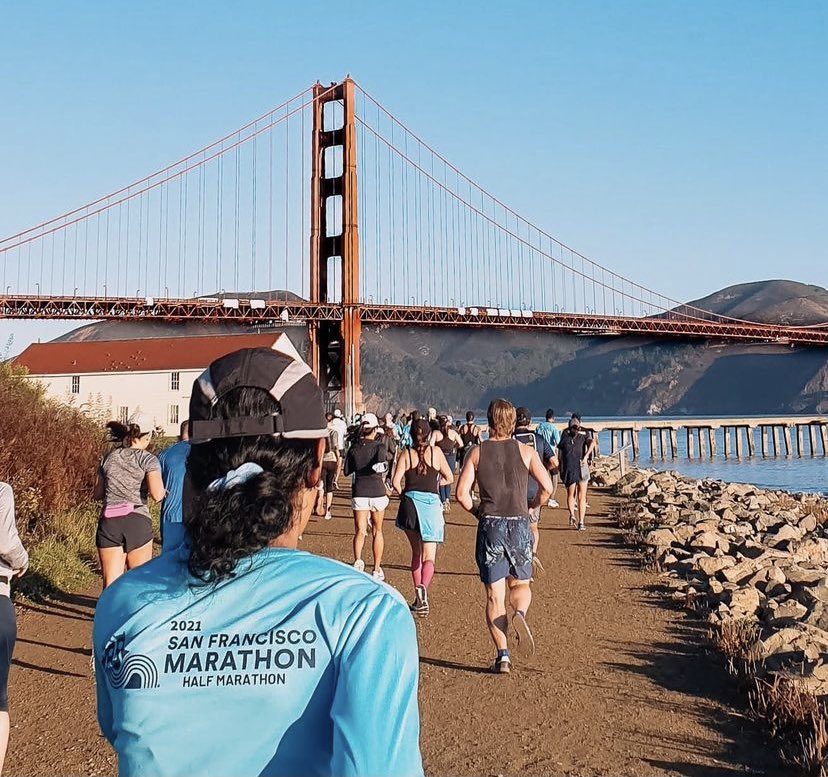 theSFmarathon's tweet photo. "A finish line isn't a goal, it's a checkpoint🏃🏽♂️💨✔️"
1000% agree @gersonbelmonte 🙌
#sfmarathon #45thfinishline https://t.co/CeuF93eAuC