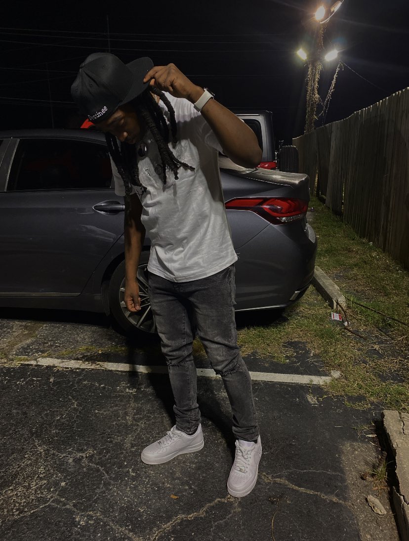 thereallildav_'s tweet photo. ya boy 21 now Ⓜ️💰 #mysisterkeeper https://t.co/Tbt5AXbyoj