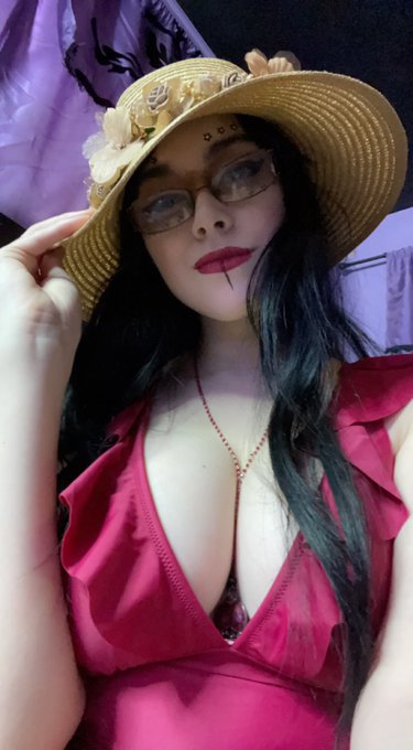 Meet me at the beach tonight. 😘 https://t.co/gHl19QiWRR<a href="/tag/soon"class="tags"><span>#soon</span></a>