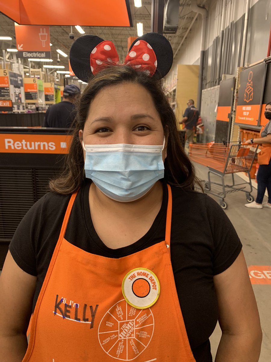 Disney Day on Inventory Eve!!!! #CAM2021 #Disney #MickeyEars @roxinursox @Jamie02313522 @PatriciaTX4ever @miriam2701rey