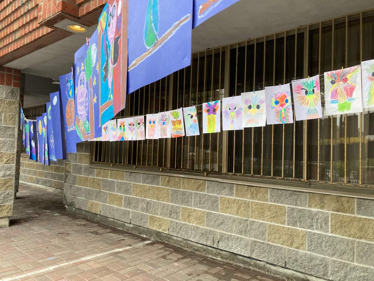 La grande lessive jeudi dernier au Cimf sur le thème #tousdesoiseaux ⁦<a href="/aefeinfo/">AEFE</a>⁩