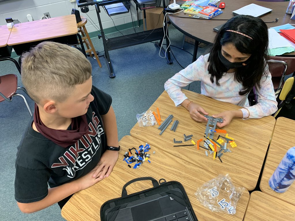 KCS_Sevier's tweet photo. JSMS Robotics is hard at work preparing for the first qualifier in December! @firstlegoleague fosters a love of coding, robotics, innovation, and team work! #KCSCodes #SevierMeansStem @KCS_STREAM @MrDanielWay
#AllInAllTheTime #WorldChangingWarriors https://t.co/BUFFOsxJx1